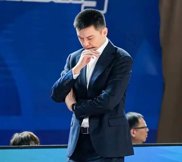 开云体育-就在刚刚,26号早上!CBA传来杨鸣、徐杰和山西男篮的最新消息